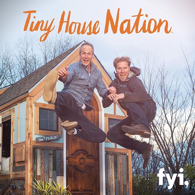 Are you a tiny-house lover? Tune in at 9 p.m. ET tonight on @FYI to see a BRAND-NEW episode featuring host @johnkweisbarth, renovation expert @zackgiffin and some of our very own Arrow tools!