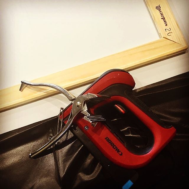 ARROW LOVE: Seeing many different artists use tools like Arrow’s T50ACD-R Compact Electric Staple Gun to take on the challenges of #stretchingcanvas. Thanks for sharing your photo, @pitchblackprintingco! Want your photo to be featured on Arrow’s Instagram? Tag us or use #MadeWithArrow, and you could be our next spotlighted fan!