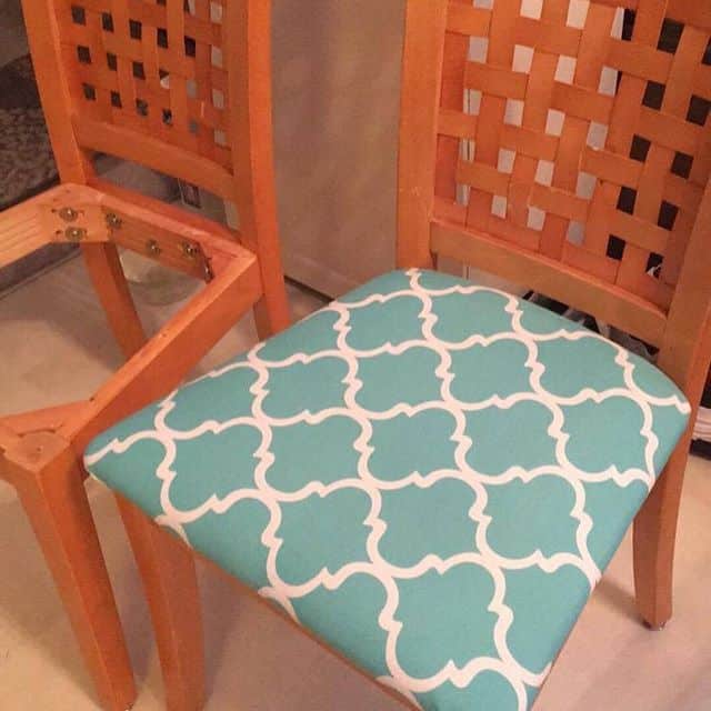 ARROW LOVE: Seeing one of our staple giveaway winners using her free staples for her T50ACD-R Compact Electric Staple Gun to tackle reupholstery. The chairs look great, Janet! (See Janet’s tool up-close by clicking the link in our profile!)