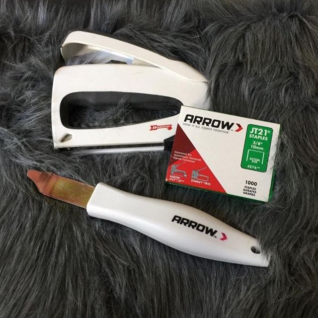 “Going to try a fun bench reupholster this morning. This staple puller and staple gun will make it easy. I just realized they're both made by @arrowfastener when I pulled them out. This gun is better than some of the others because it's easier to apply pressure and squeeze the trigger at the same time and my hand hurts a lot less when I'm done. So thanks Arrow for making tools that work well!” @savedbyscottie || Enter our giveaway for the chance to win a TruTac stapler!