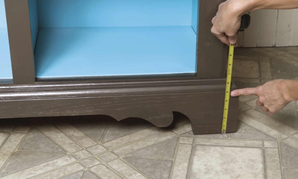 measuring sliding barn door cabinet DIY project